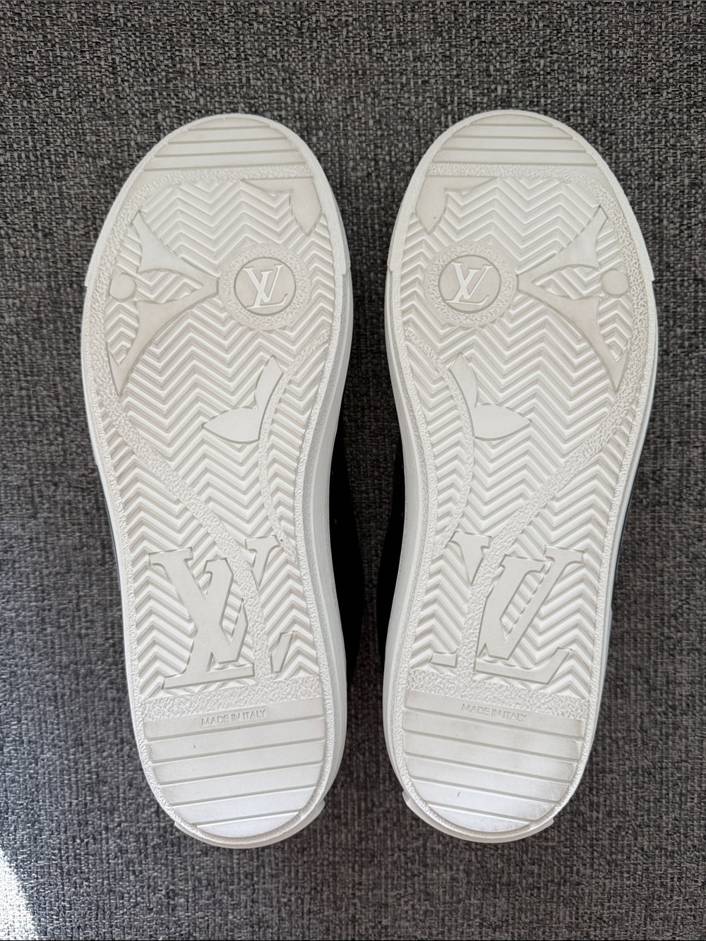 Louis V - Picture 6 of 7